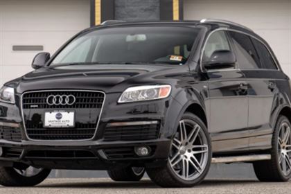 Audi Q7 AT 