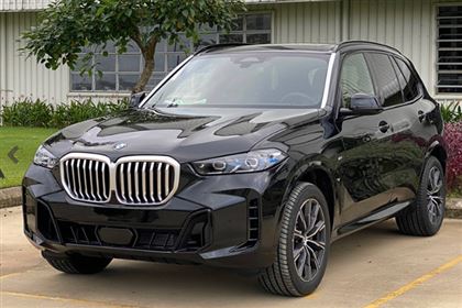 BMW X5 xDrive40i LCI M Sport _ AT 