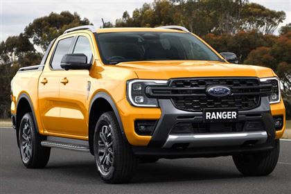 Ford Ranger XLS _ MT 