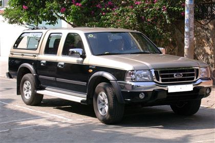Ford Ranger XLT 2.5 MT 
