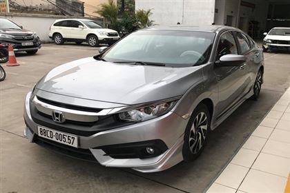 Honda Civic E 1.8 CVT 