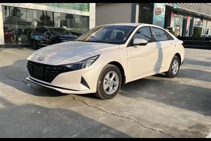 Hyundai Elantra AT Đặc Biệt 1.6 