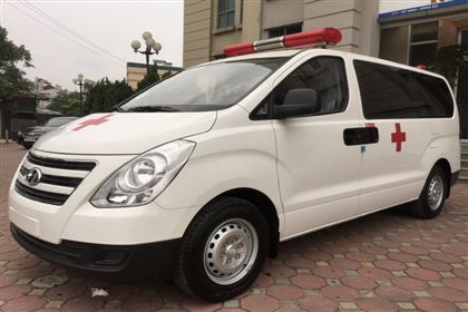 Hyundai Starex Facelift 2.5 MT 