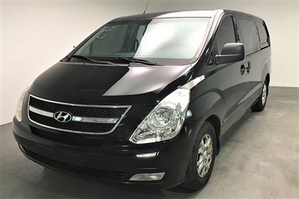Hyundai Starex H1 2.5 AT 