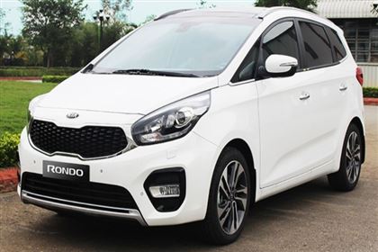 KIA Rondo GAT 2.0 MT 