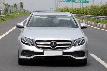 Mercedes-Benz E250 Exceed _ AT 