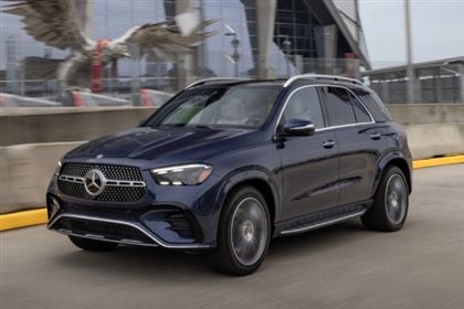 Mercedes-Benz GLE 400 E 4MATIC _ CVT 