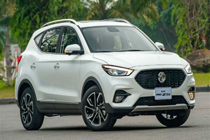 MG ZS AT Luxury 1.5 CVT 