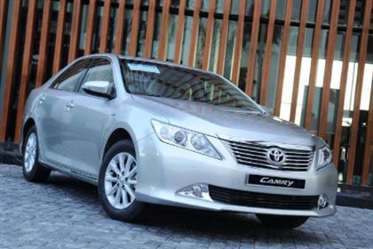 Toyota Camry E 2.0 AT 