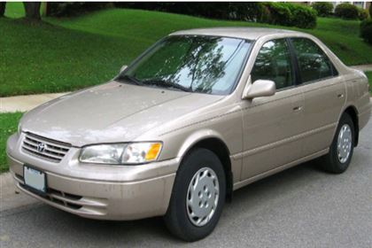 Toyota Camry XLi 2.2 AT 