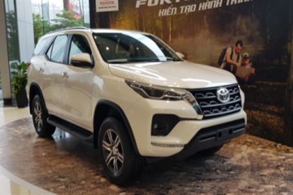 Toyota Fortuner TRD Facelift 2.8 AT 