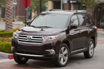 Toyota Highlander LE 2.7 AT 