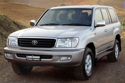 Toyota Land Cruiser GX 4.5 MT 