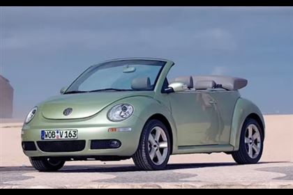 Volkswagen Beetle Cabrio _ AT 