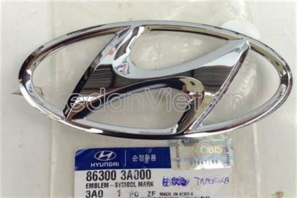 Biểu tượng Hyundai trên mặt ca lăng Hyundai Getz 863003A000 chính hãng