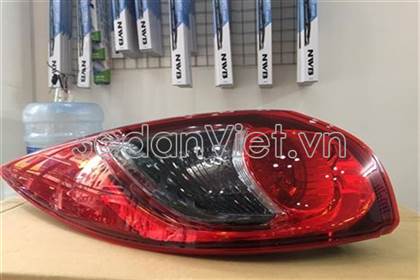 Đèn hậu ngoài trái không led - 4 cửa Mazda 3 B45A51160B-OE