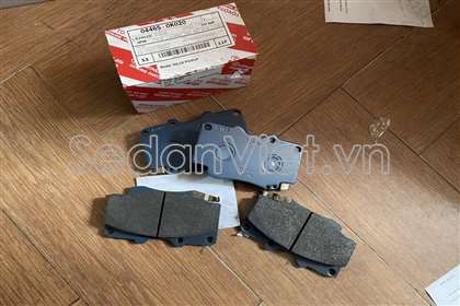Má phanh trước Toyota Hillux 2004-2008