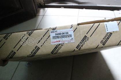 Guốc phanh sau Toyota Fortuner 2005-2008