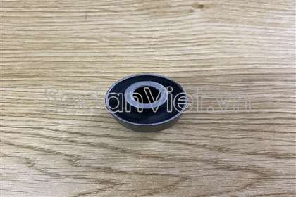 Cao su giằng dọc cầu sau Ford Laser 1999-2003