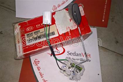 Cảm biến báo xăng 0K54C60960