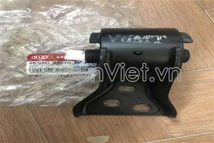 Cao su chân máy số 4 Kia New Carnival 2008-2011