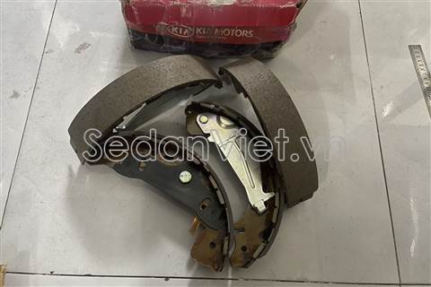 Guốc phanh sau 0K58A2638Z
