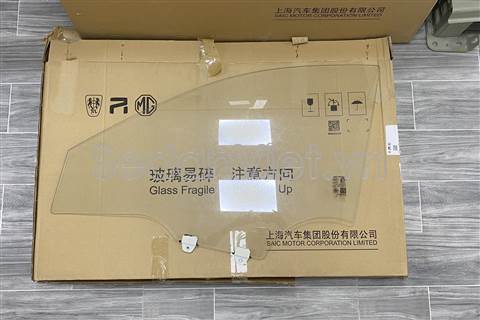 Kính cánh cửa trước 10233931