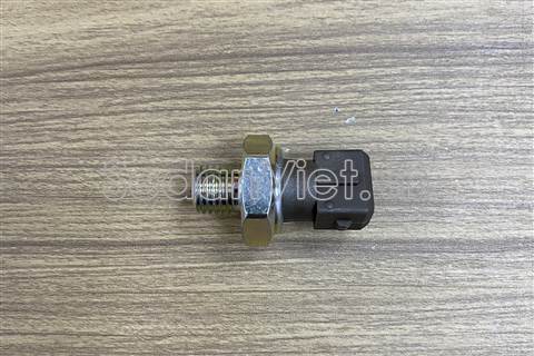 phụ tùng Cảm biến áp suất dầu động cơ giá tốt