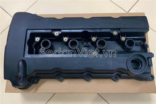 Nắp giàn cò Mitsubishi Outlander 2021-2024