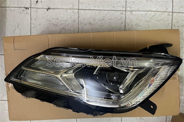 Vỏ đèn pha trái 10423089