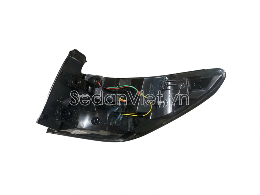 Đèn hậu ngoài trái 10571681-01
