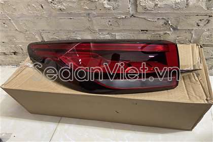 Đèn hậu ngoài trái 10571681