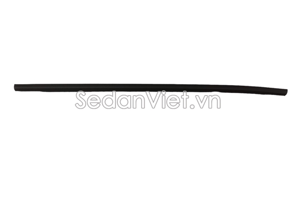 Nẹp chân kính cánh cửa ngoài trước 11071562