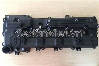 Nắp che dàn cam Toyota Innova 2014