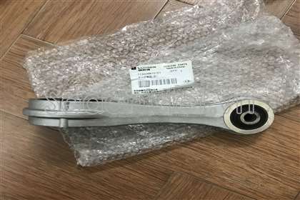 Cao su chân giằng động cơ 11360KN101