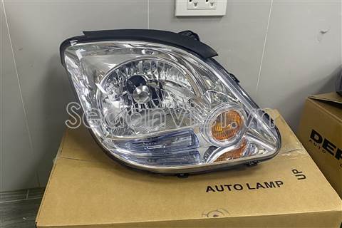 Vỏ đèn pha phải 1141111R
