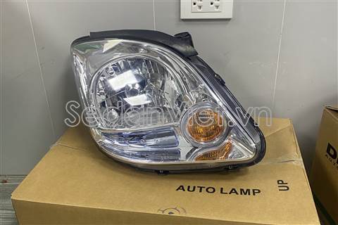 Vỏ đèn pha phải 1141111R