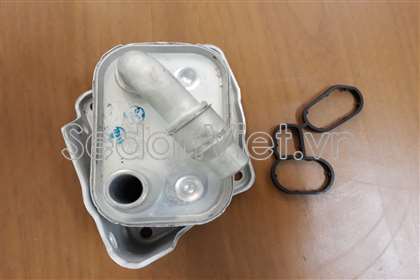 Két làm mát dầu động cơ Bmw 320i 2003