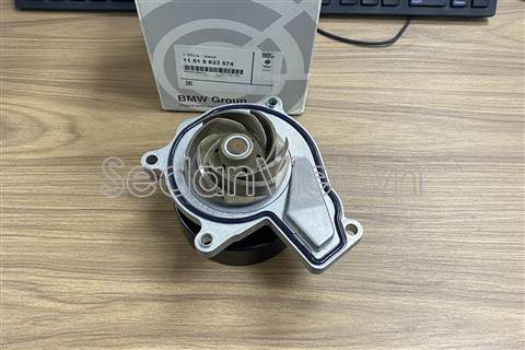Bơm nước động cơ 11518623574