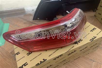 Vỏ đèn hậu trái - 116184011A
