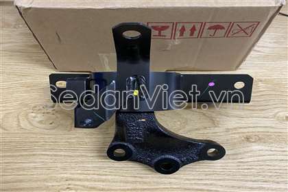 Cao su chân máy trái 1162073R10000