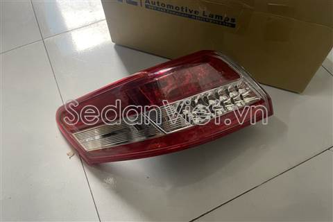 Vỏ đèn hậu trái 11633000