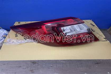 Đèn hậu ngoài trái 116718A69B