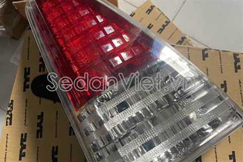 Đèn hậu Toyota Innova 2008-2011