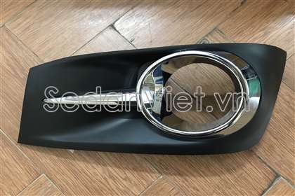 Ốp đèn gầm Toyota Fortuner 2013-2015