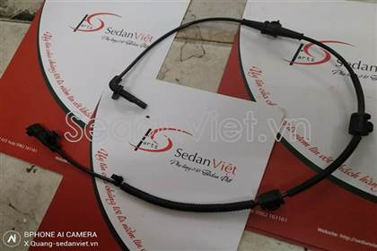 Cảm biến ABS trước 13329258