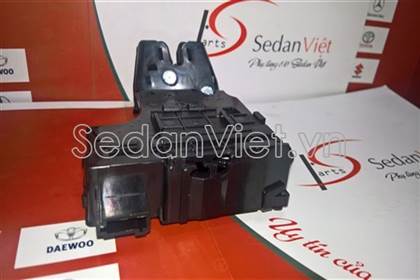 Ổ khóa ngậm cốp hậu 13501988