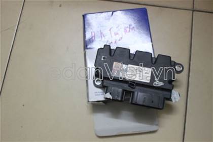 Hộp điều khiển túi khí 13591242