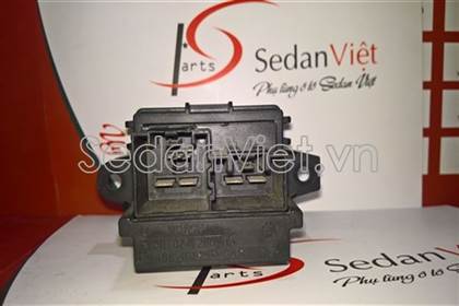 Cảm biến trở quạt điều hoà 13598091