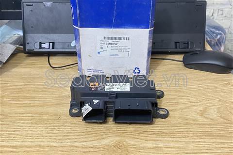 Hộp điều khiển túi khí 13599652